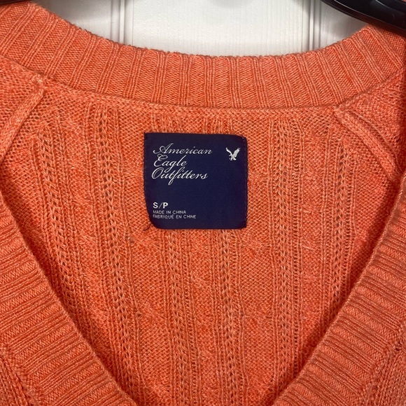 American eagle sweater - Picture 2 of 3